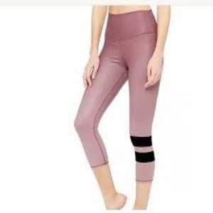 Full length Blush Alo Yoga Pants